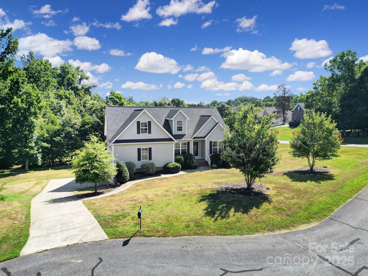 2708 Barwick Lane - Photo 1