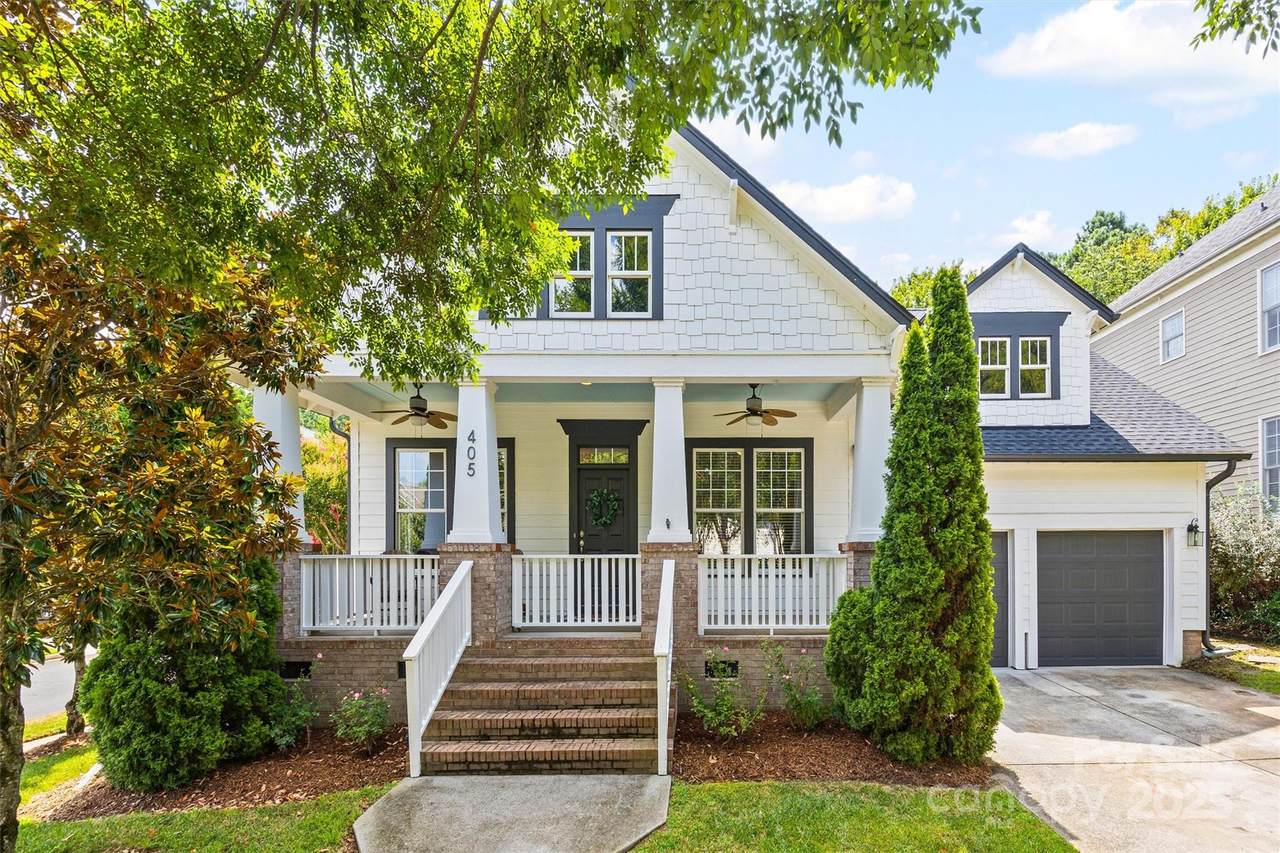 405 Esther Court - Photo 1
