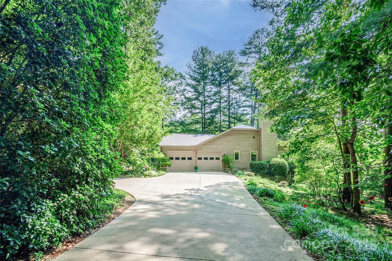 35 Tall Pines Road - Photo 1