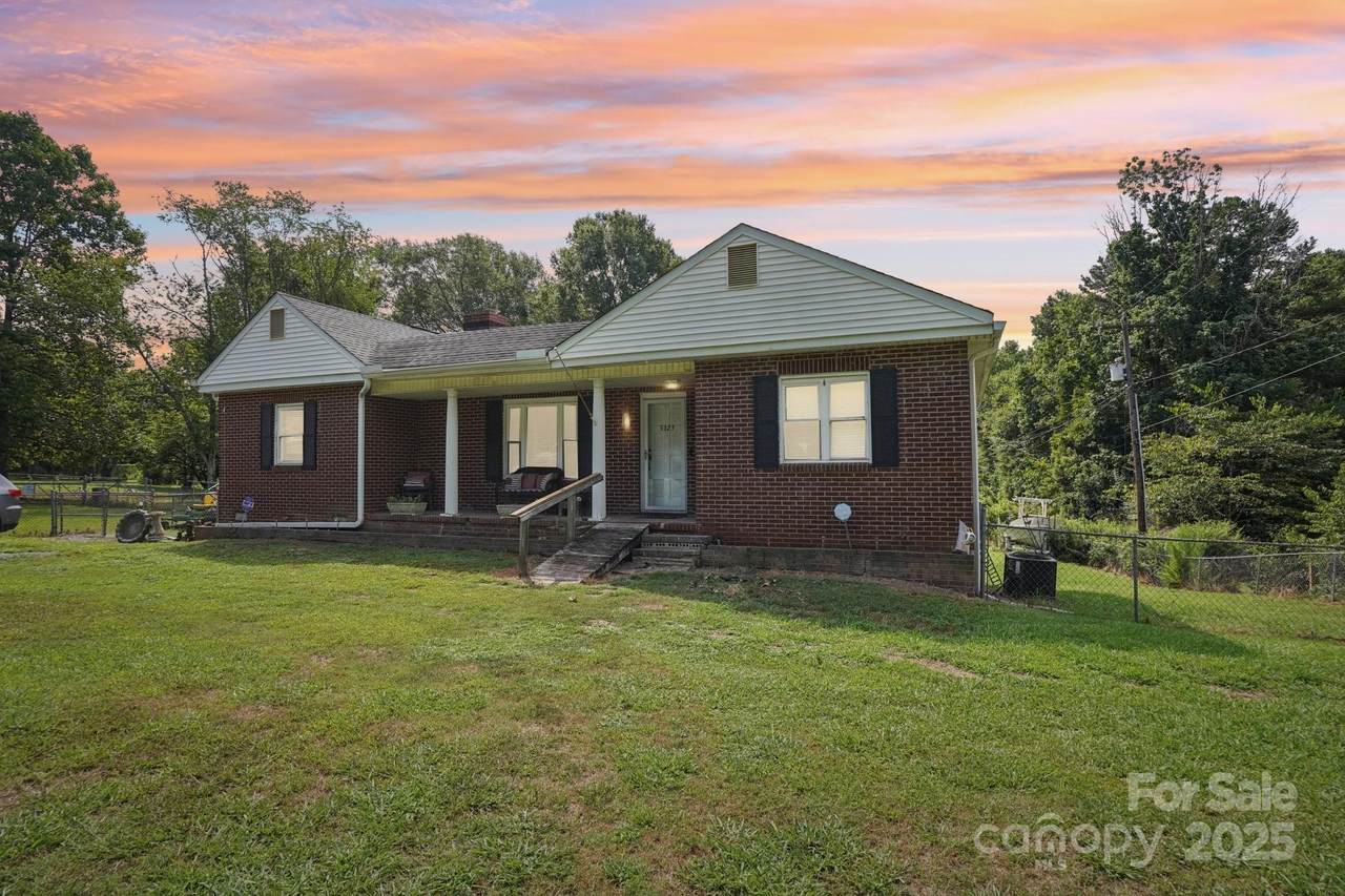 3325 Fairview Drive - Photo 1