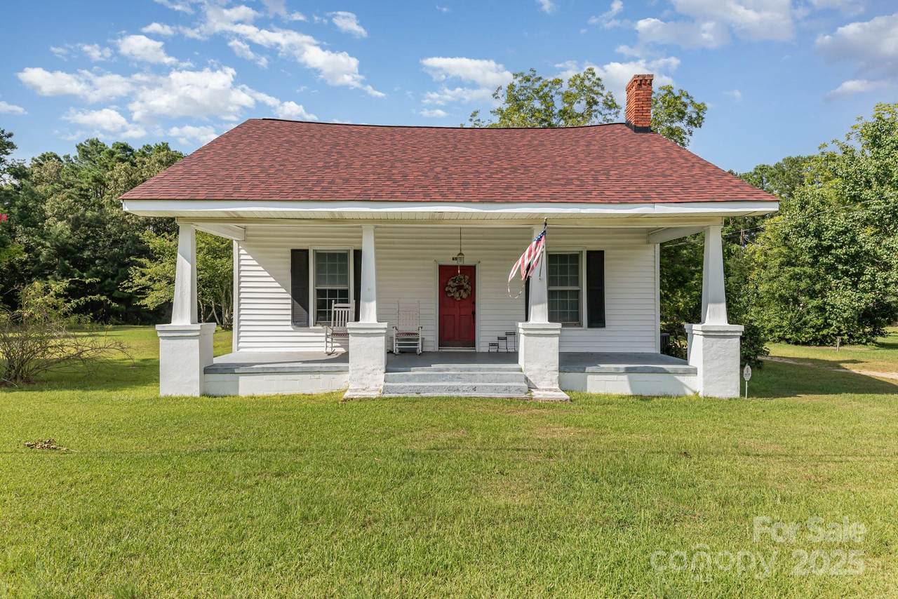 6963 Kershaw Camden Highway - Photo 1