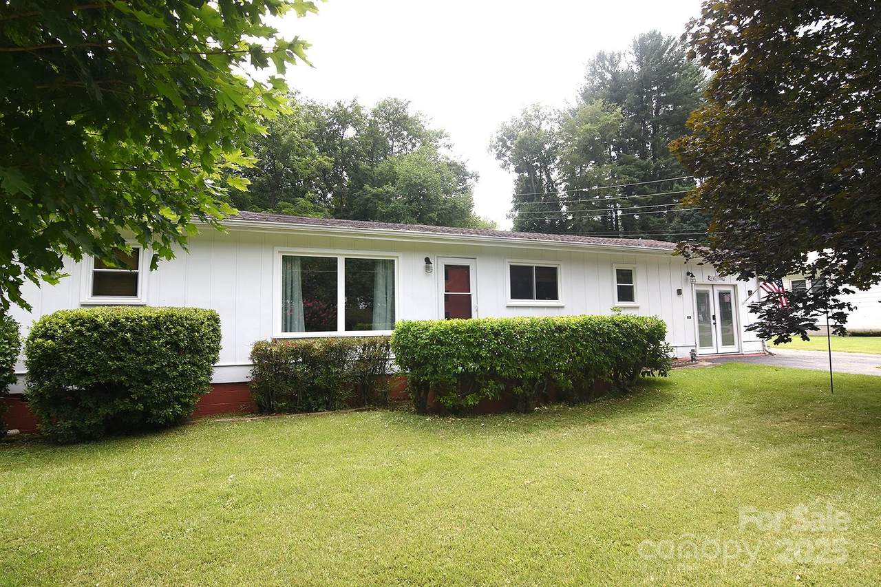 86 Skyview Drive - Photo 1