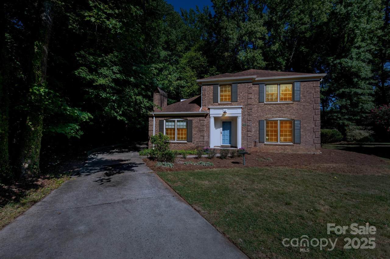 1336 Rock Point Road - Photo 1