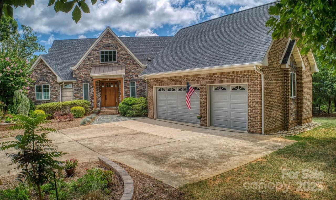 950 Sierra Trace Road - Photo 1
