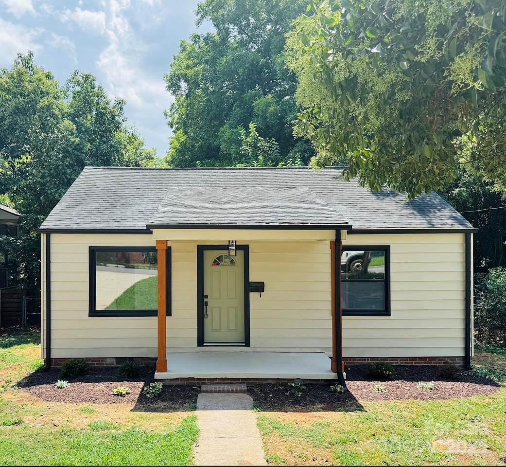 3405 Rogers Street - Photo 1