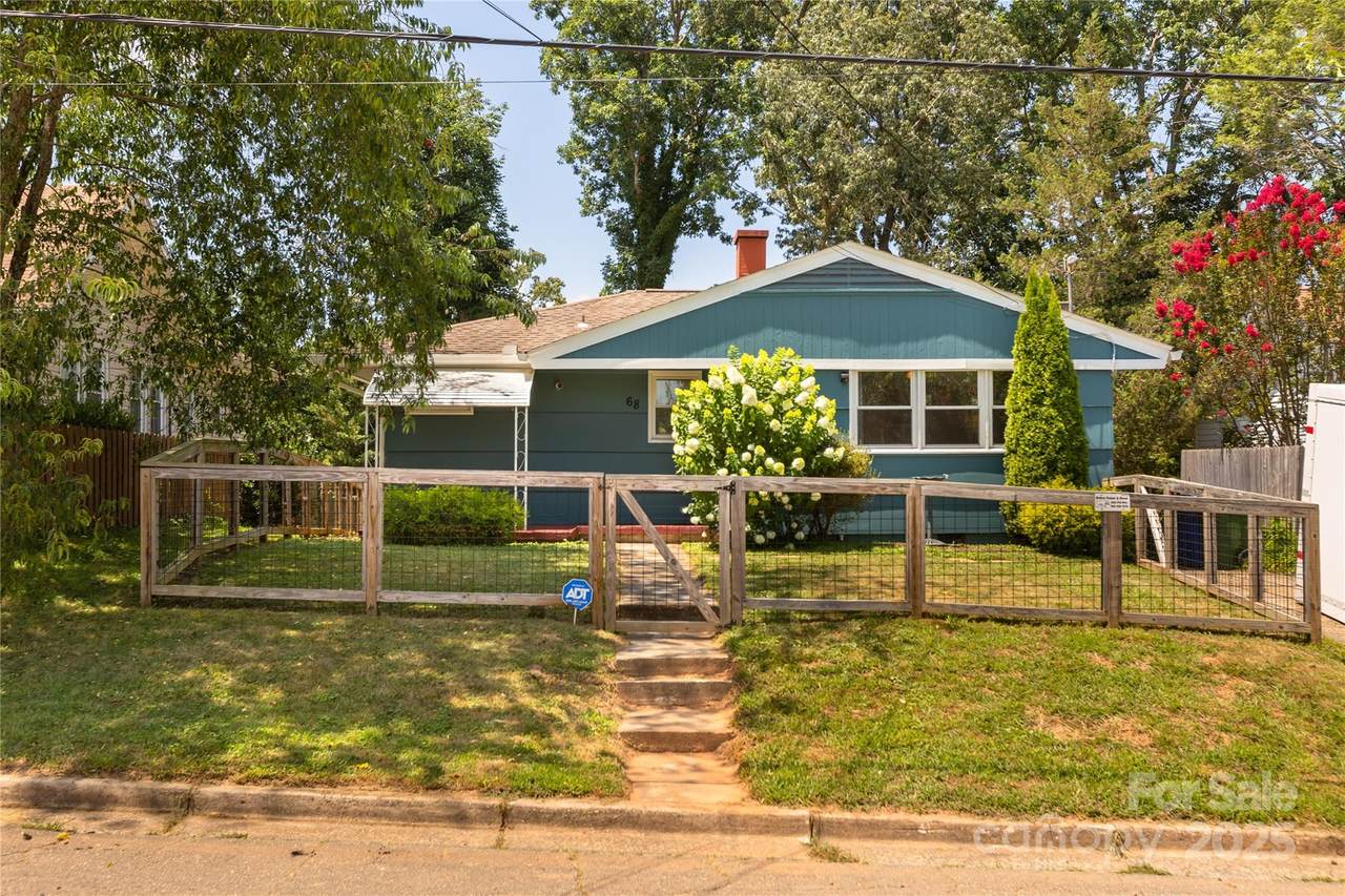 68 Vandalia Avenue - Photo 1