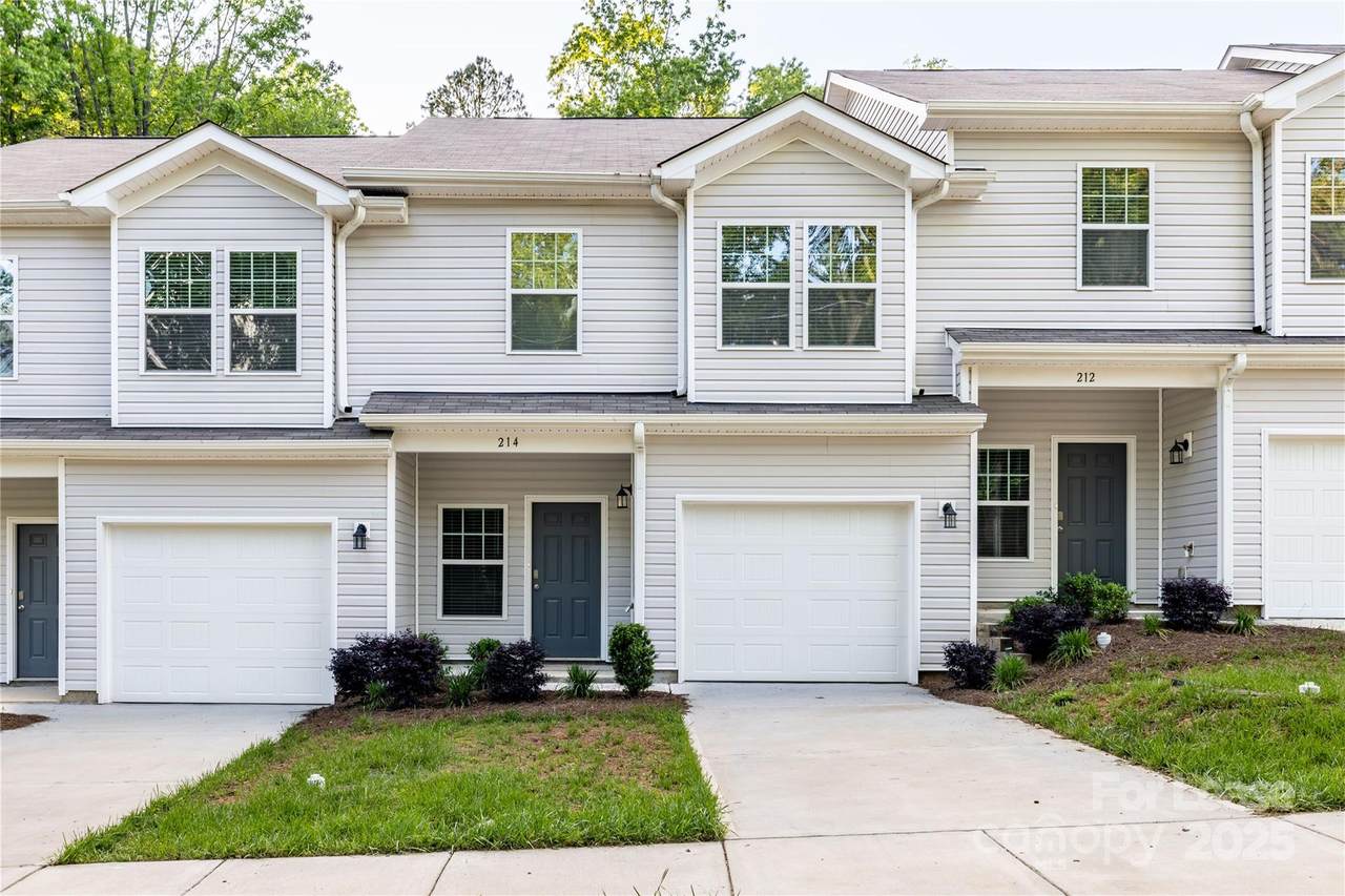 146 Bell Avenue - Photo 1