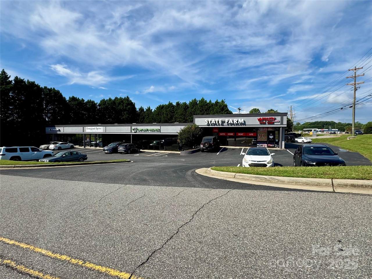 110 Charleston Drive - Photo 1