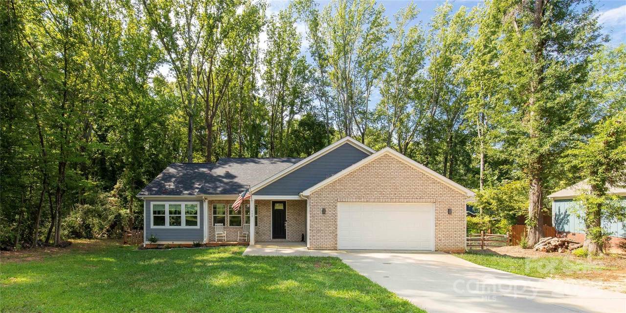 152 Reading Street - Photo 1