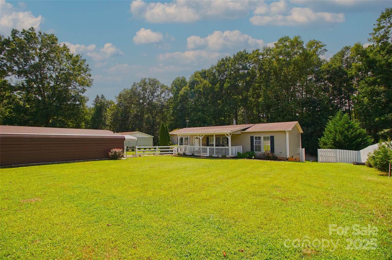 7010 Executive Circle - Photo 1