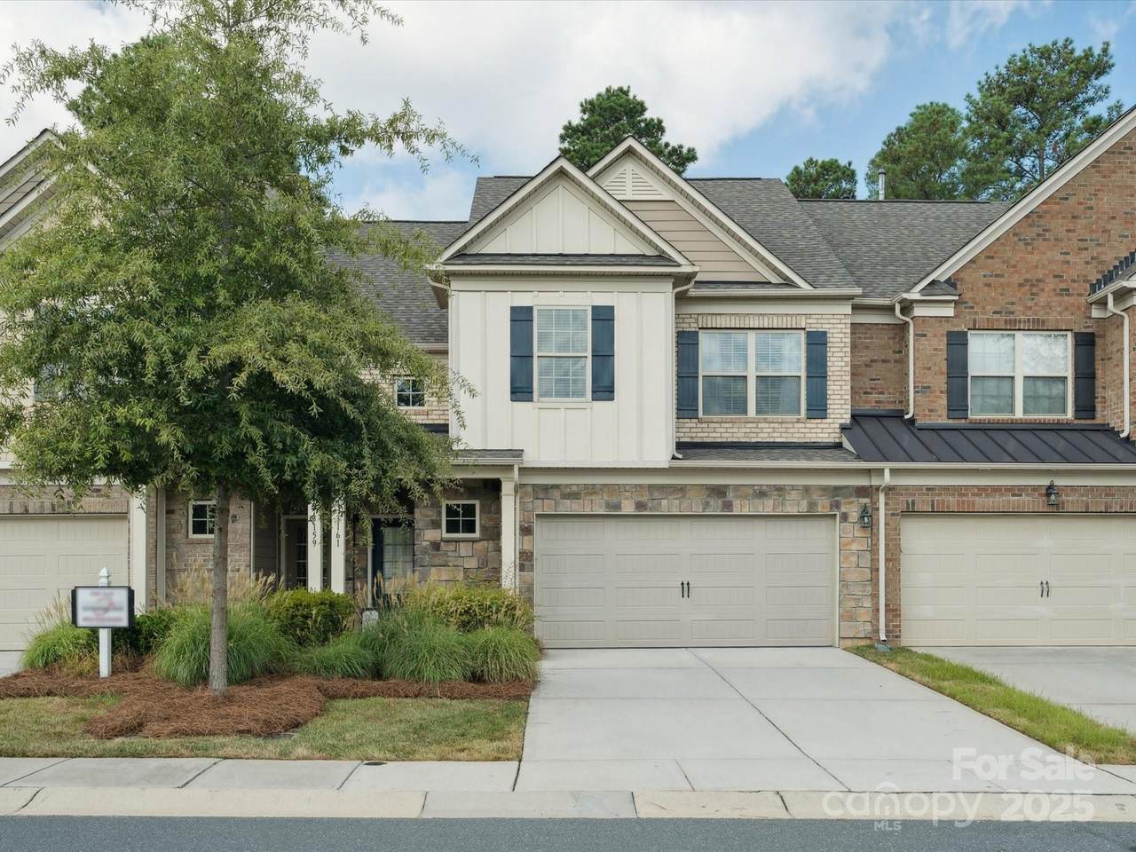 3161 Hartson Pointe Drive - Photo 1