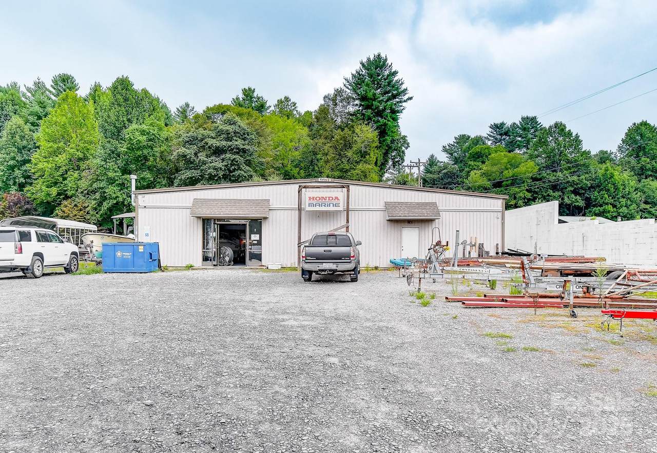 19&21 Upper Glade Creek Road - Photo 1