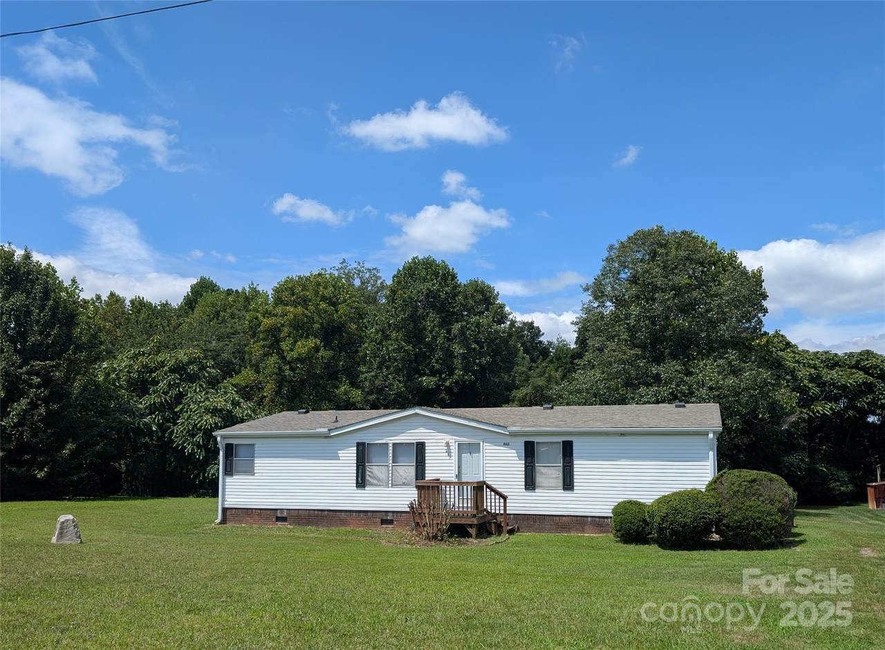 862 Bethesda Road - Photo 1