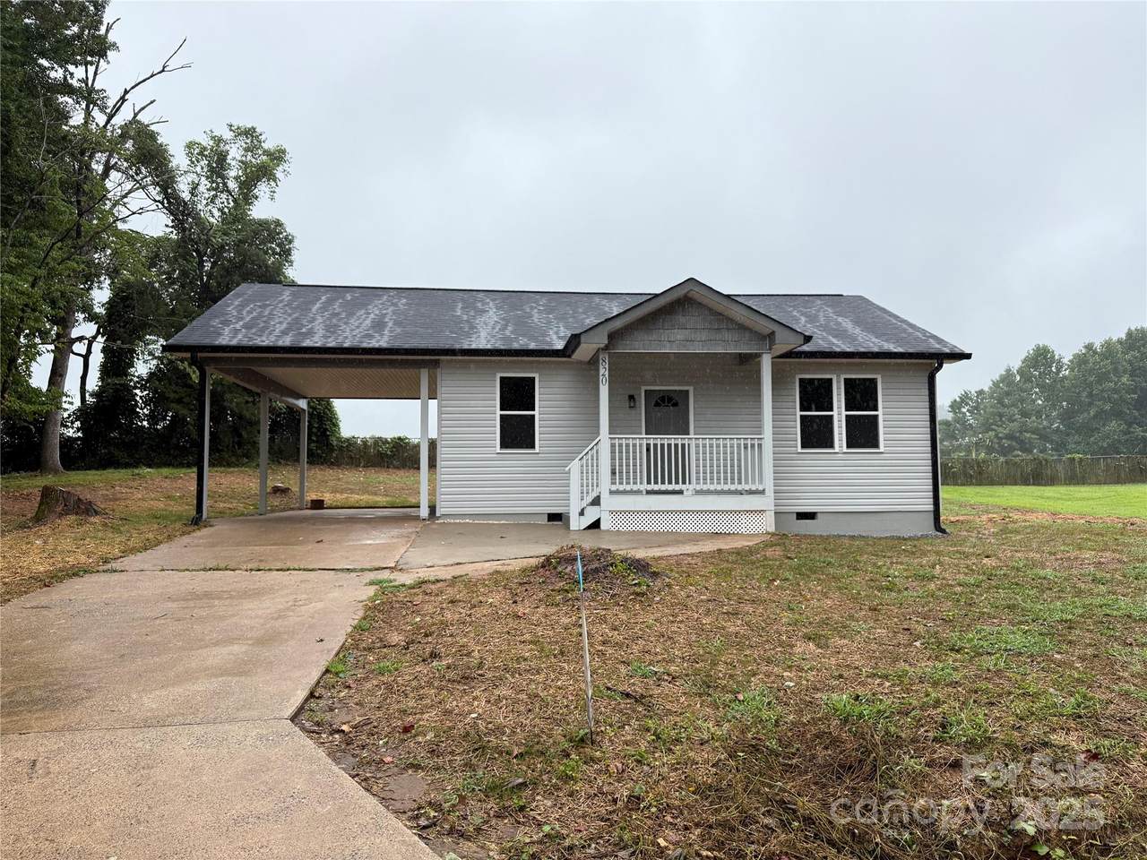 820 Hillsfarm Street - Photo 1