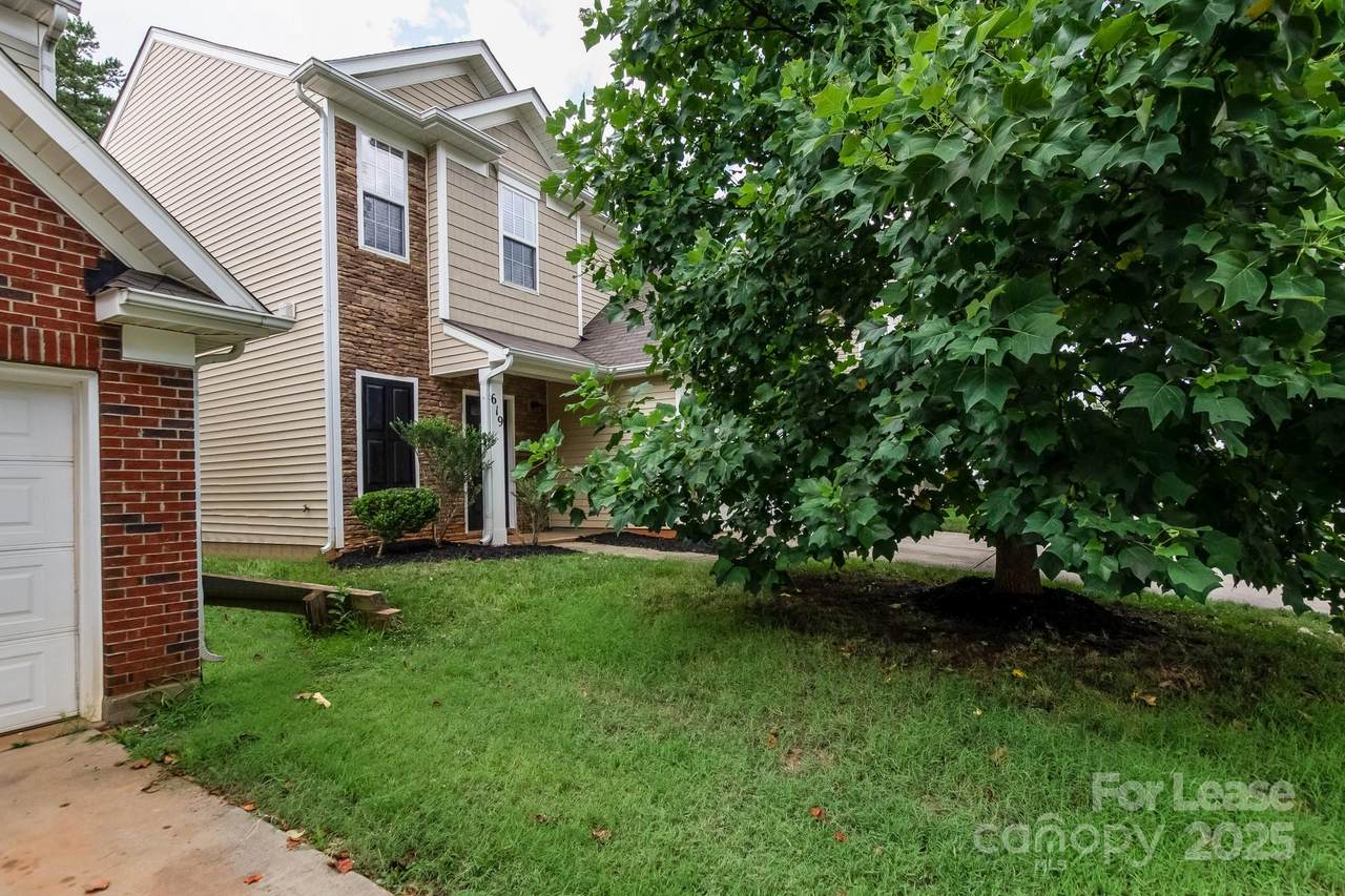 619 Mountain Quail Drive - Photo 1