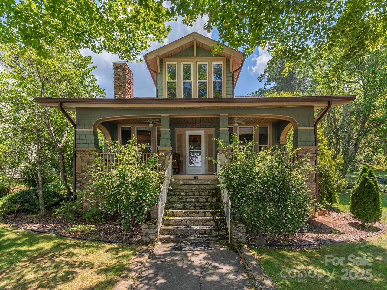 213 Chapel Drive - Photo 1