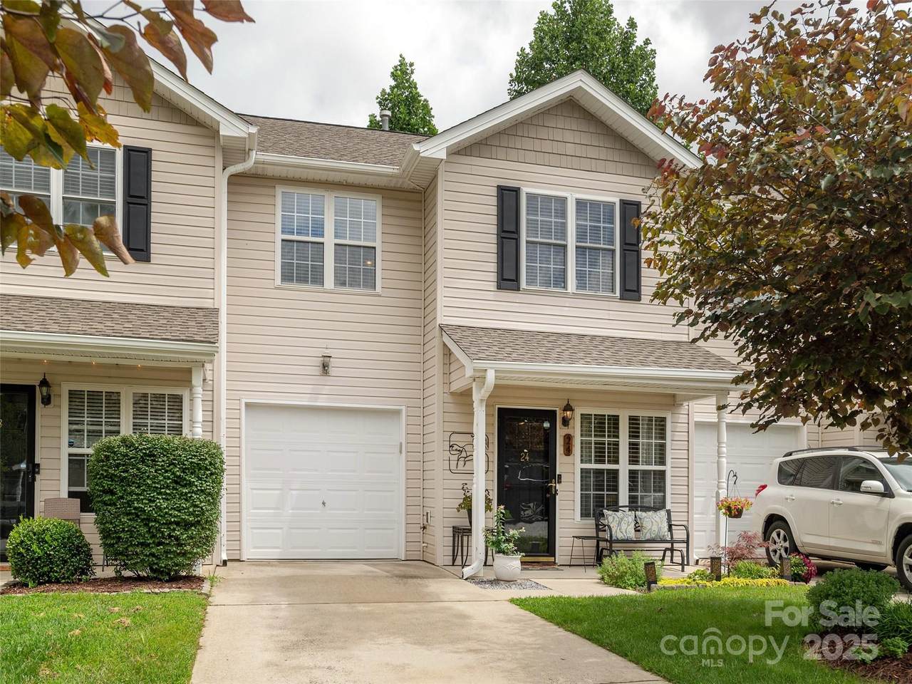 24 Lanceford Circle - Photo 1