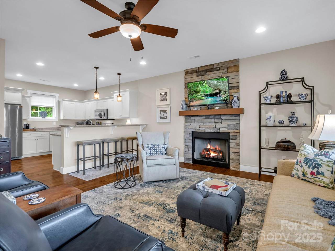 148 Red Hawk Knoll - Photo 1