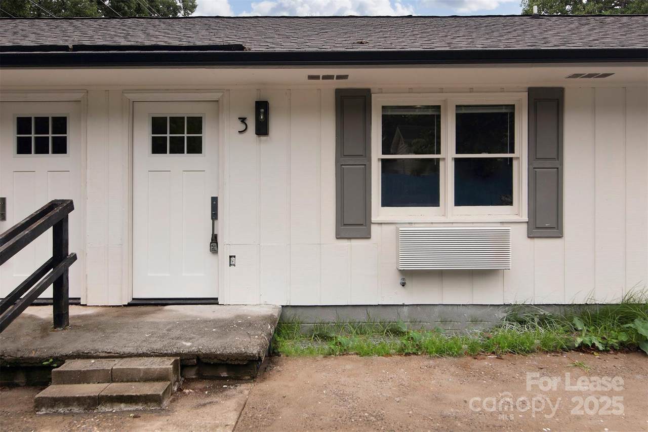 1313 Main Street - Photo 1