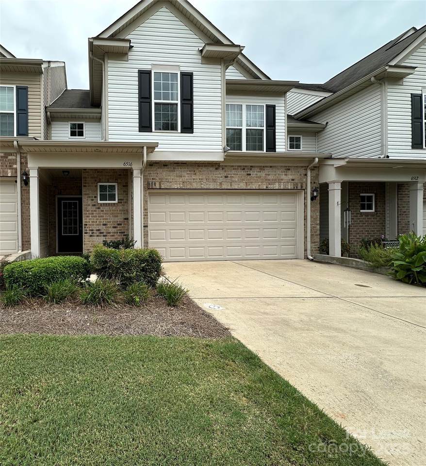 6516 Portland Rose Lane - Photo 1