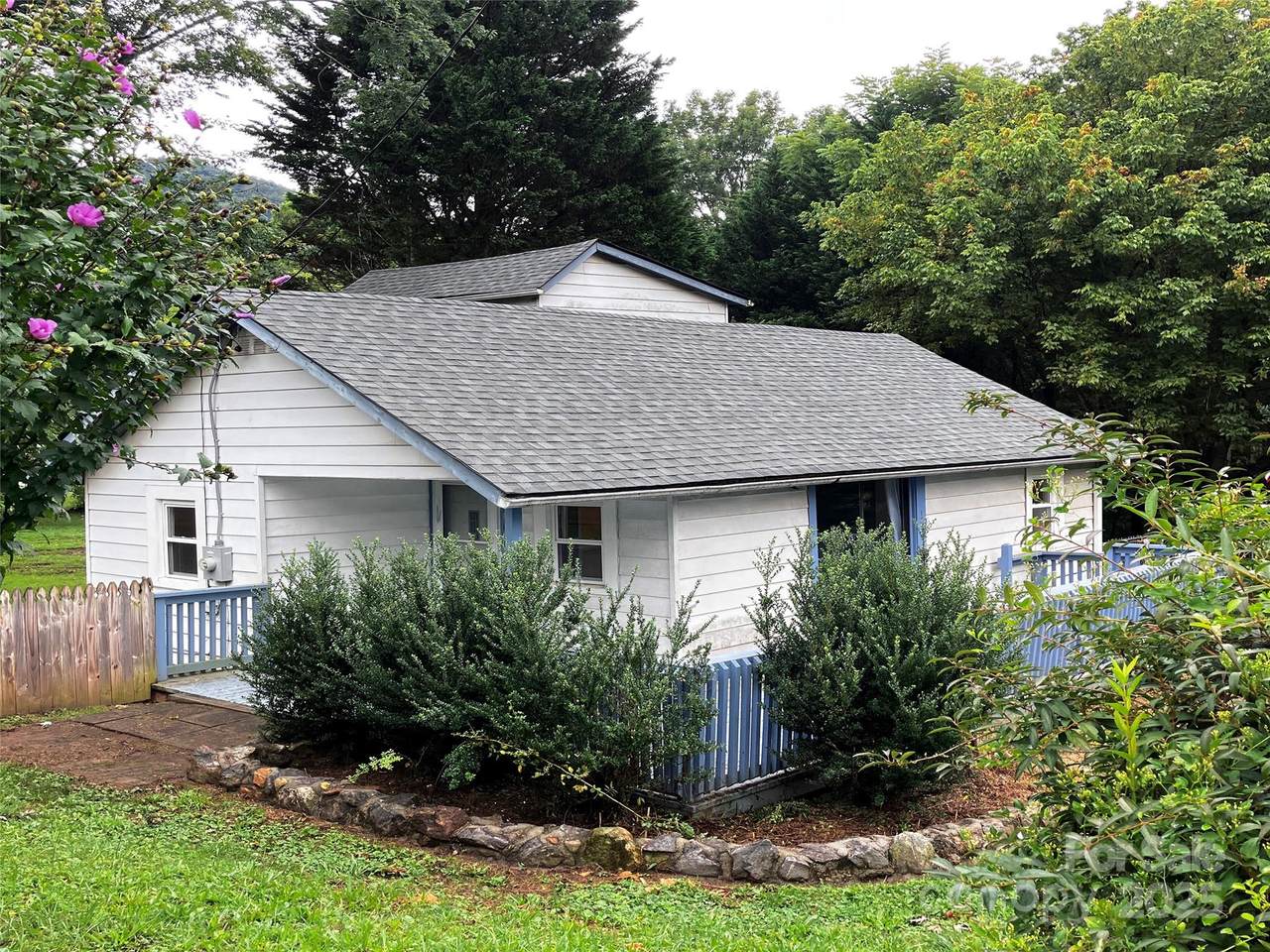 120 Harrison Street - Photo 1