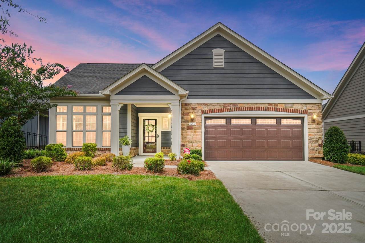 695 Poplar View Drive - Photo 1