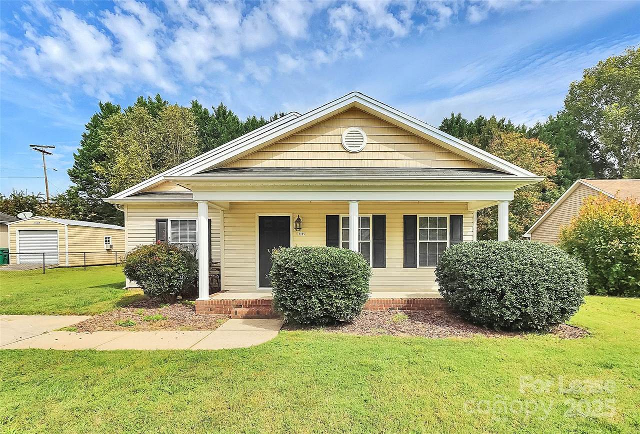 7125 Weavers Run - Photo 1