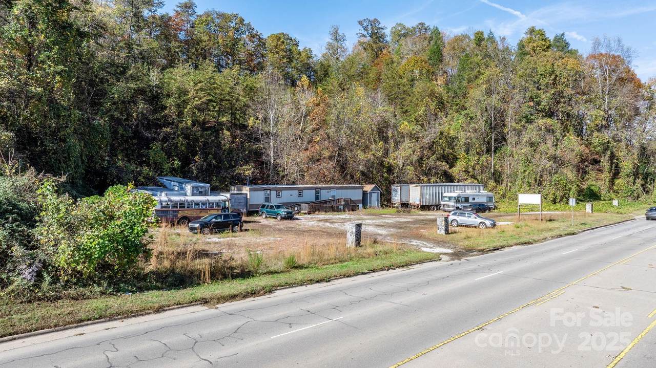 1965 N Main Street - Photo 1