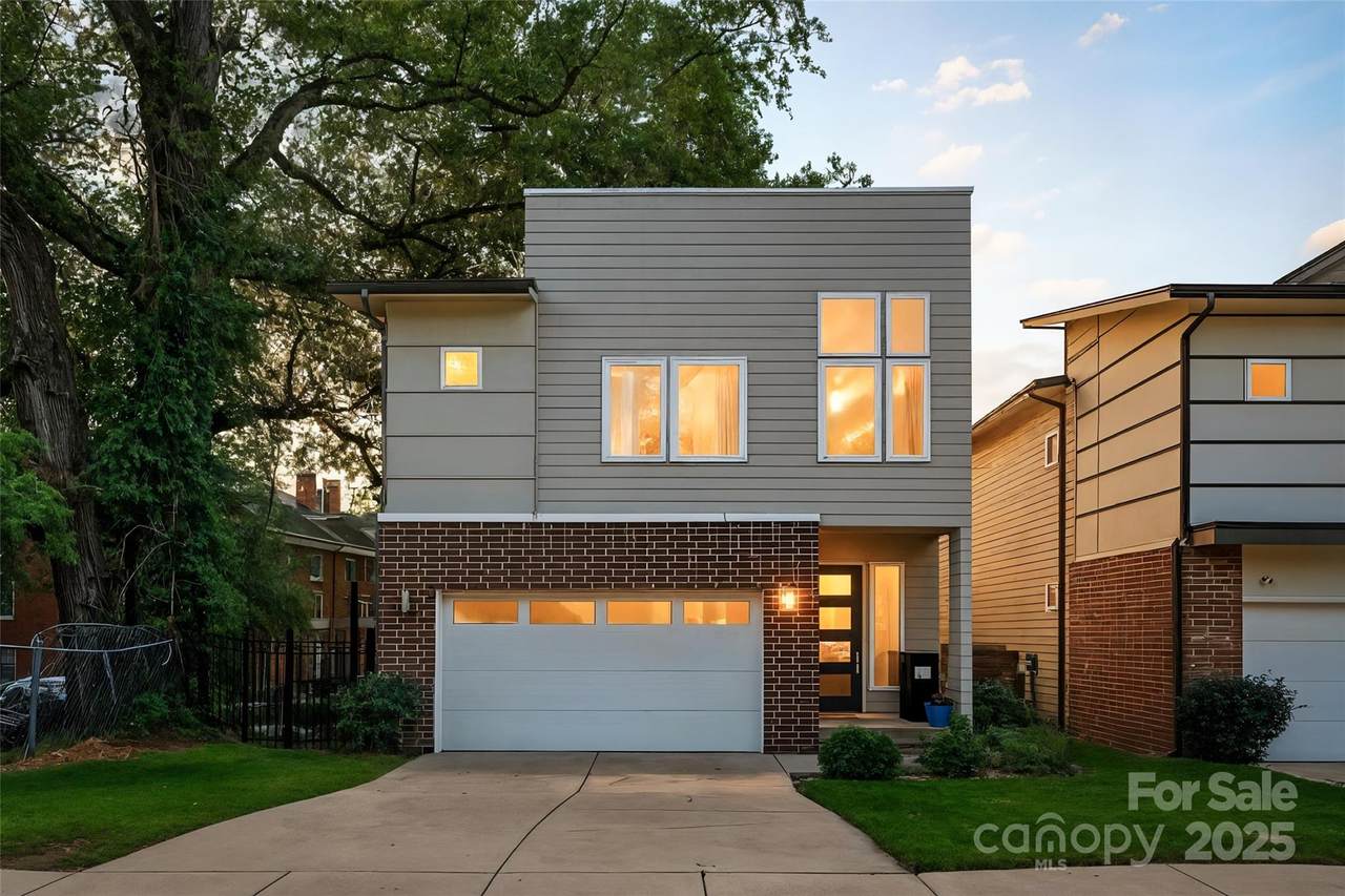 318 Dixon Street - Photo 1