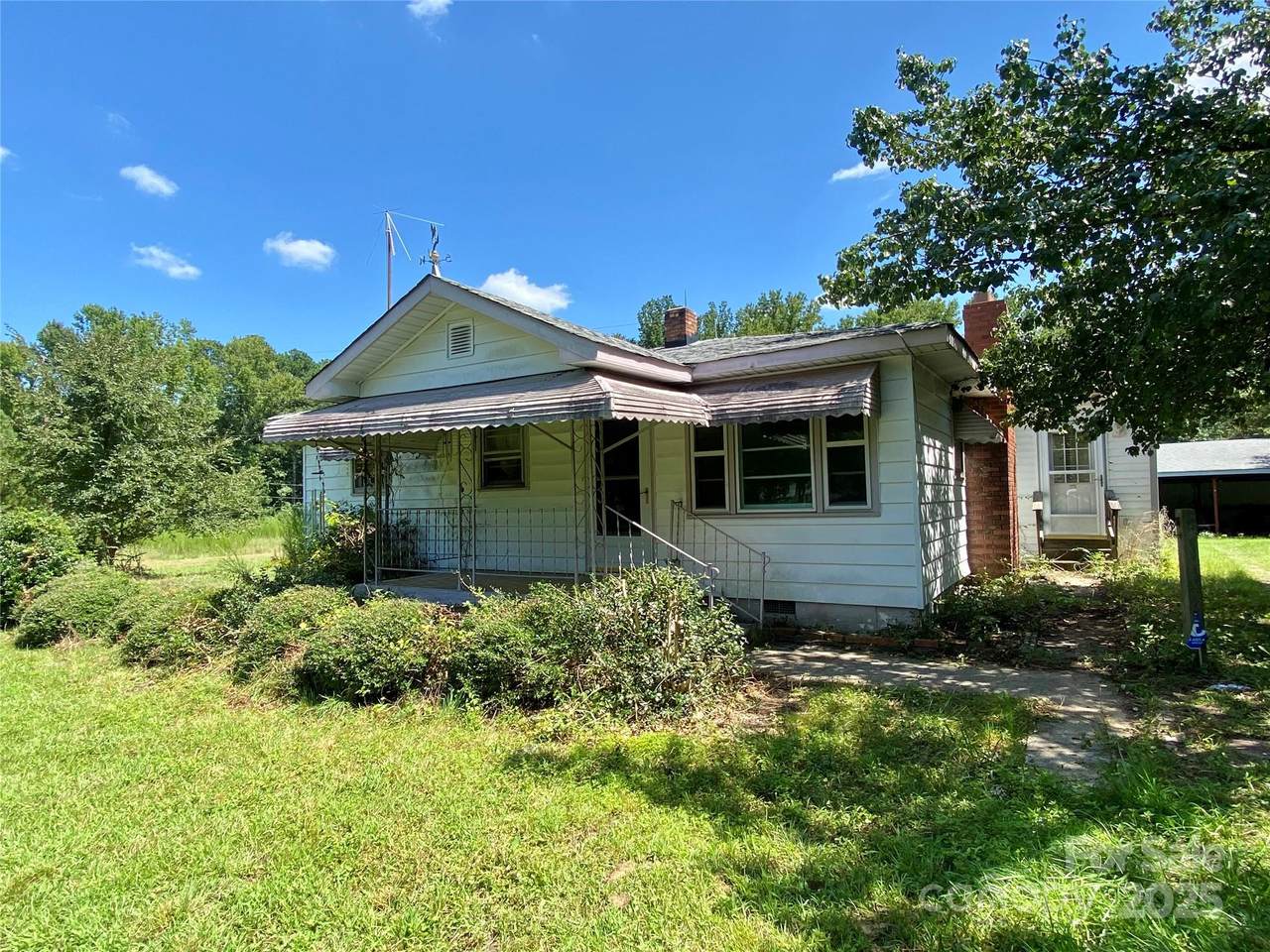 1290 Neelys Creek Road - Photo 1