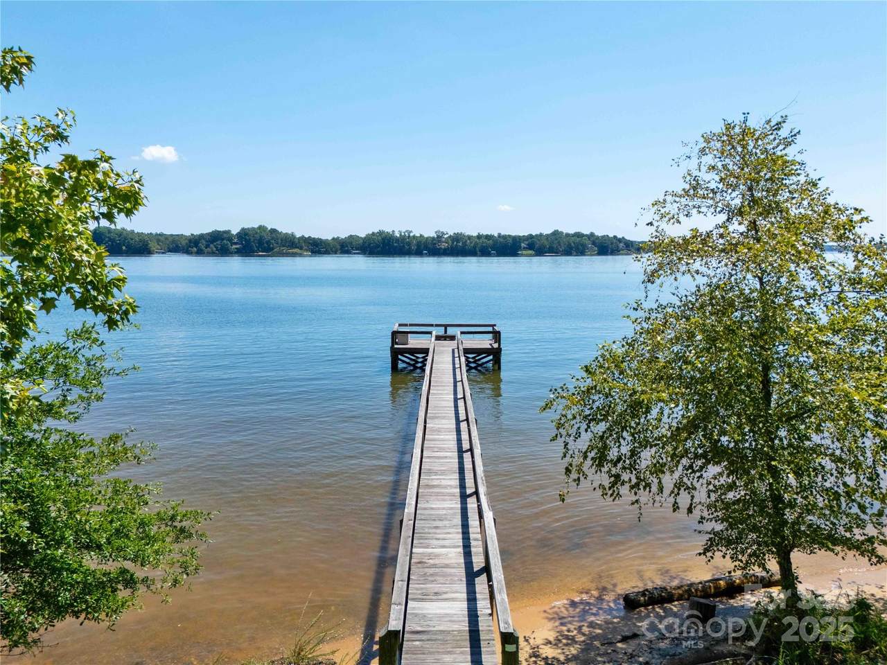 5350 Commodore Place - Photo 1