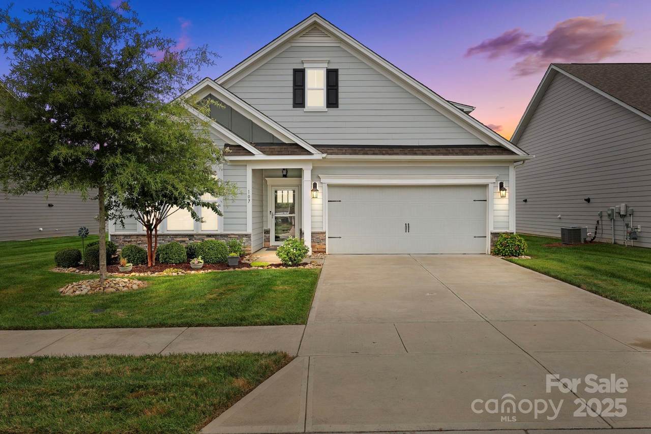 107 Asher Lane - Photo 1