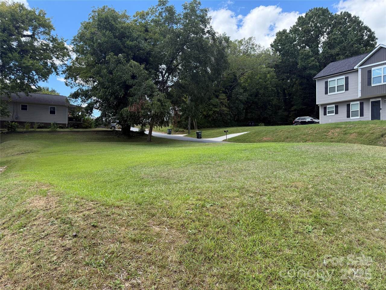 103 High Avenue - Photo 1