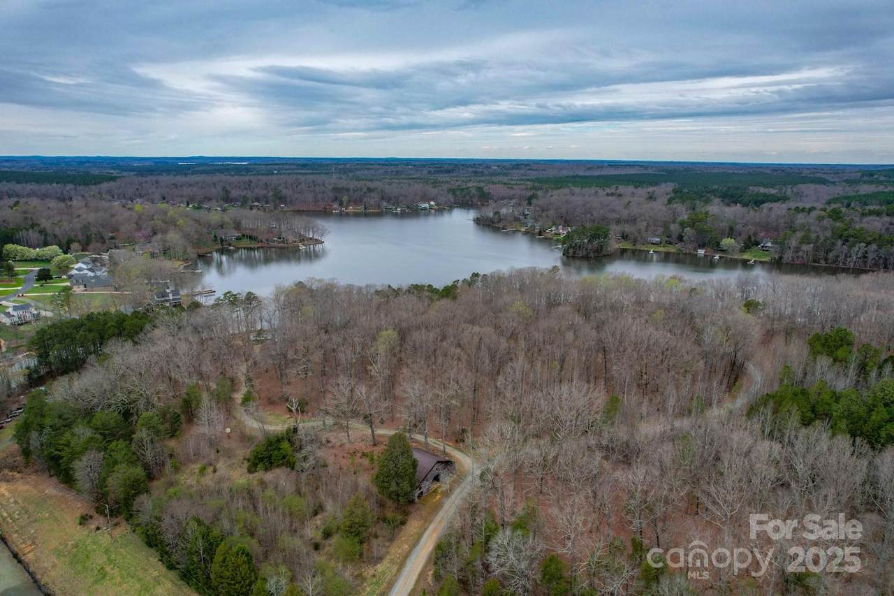 175 Harborgate Drive - Photo 1