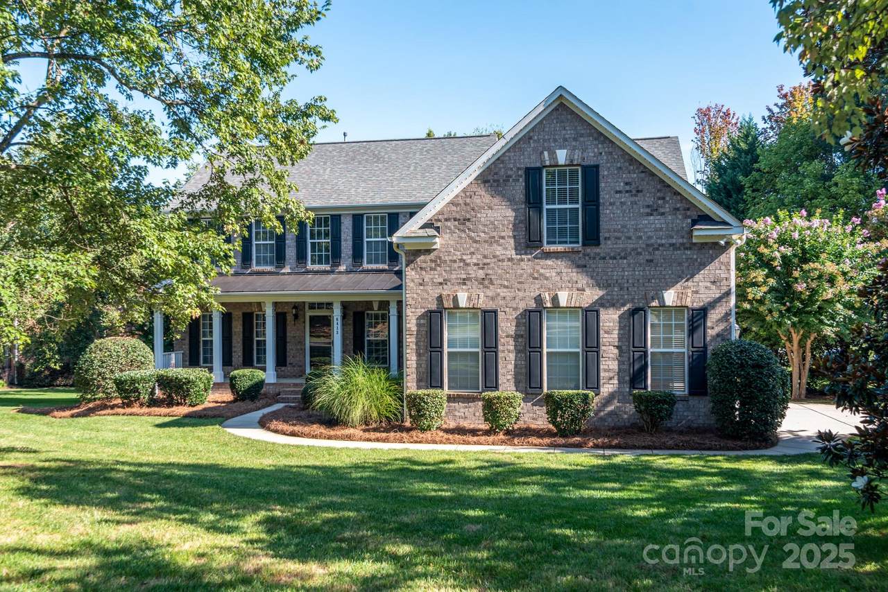 6413 Savannah Grace Lane - Photo 1
