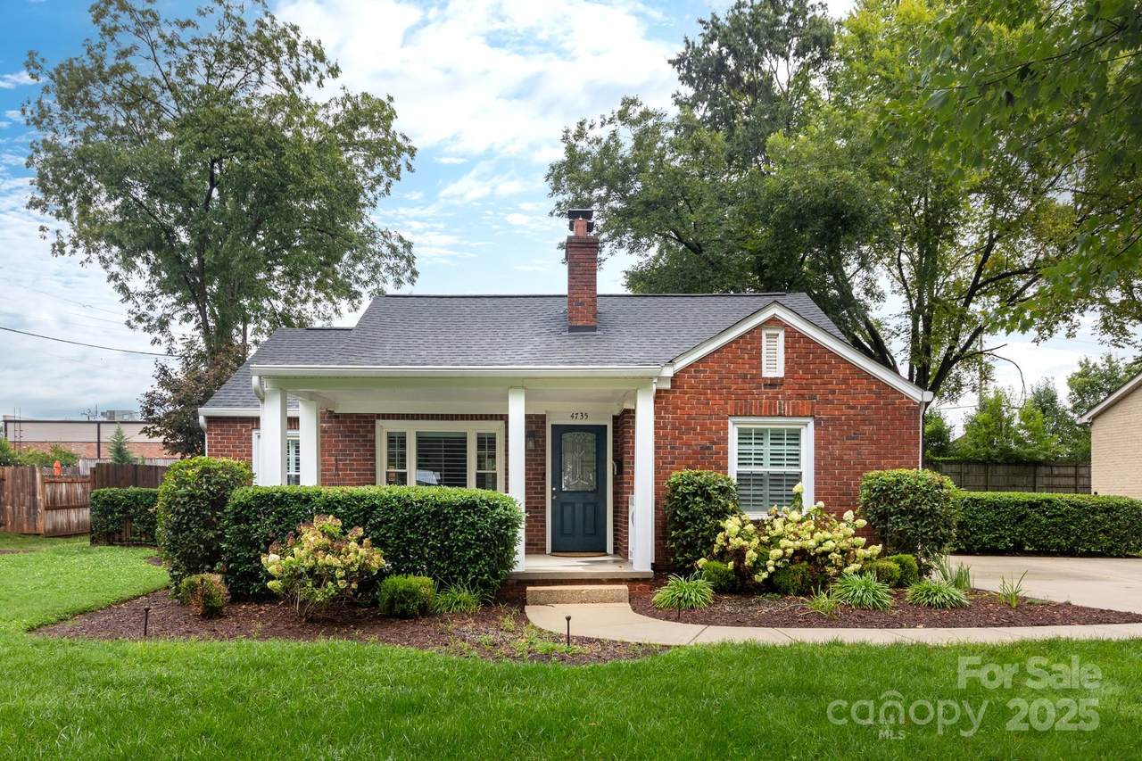 4735 Doris Avenue - Photo 1