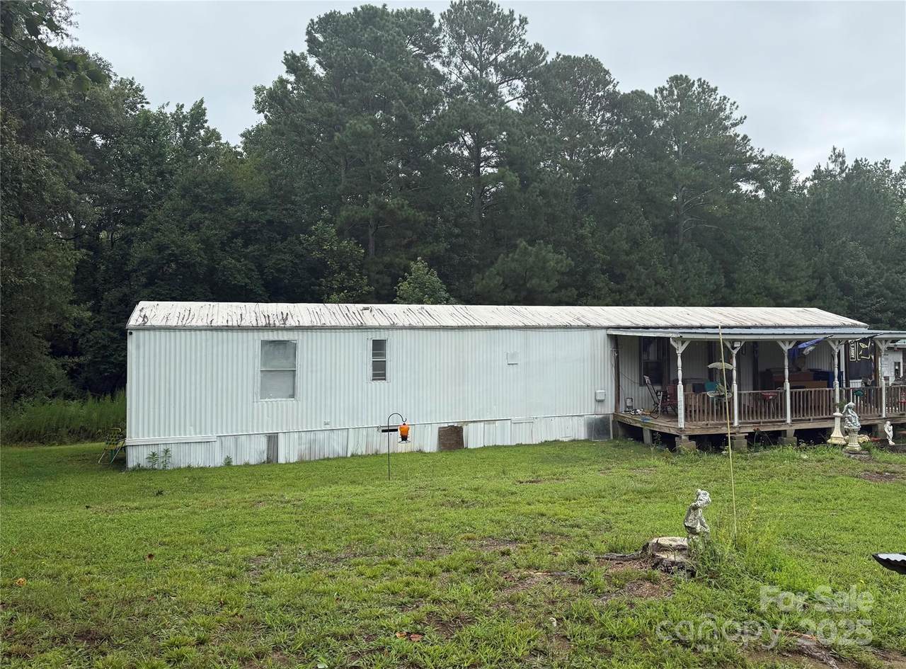 112 J M Lane - Photo 1