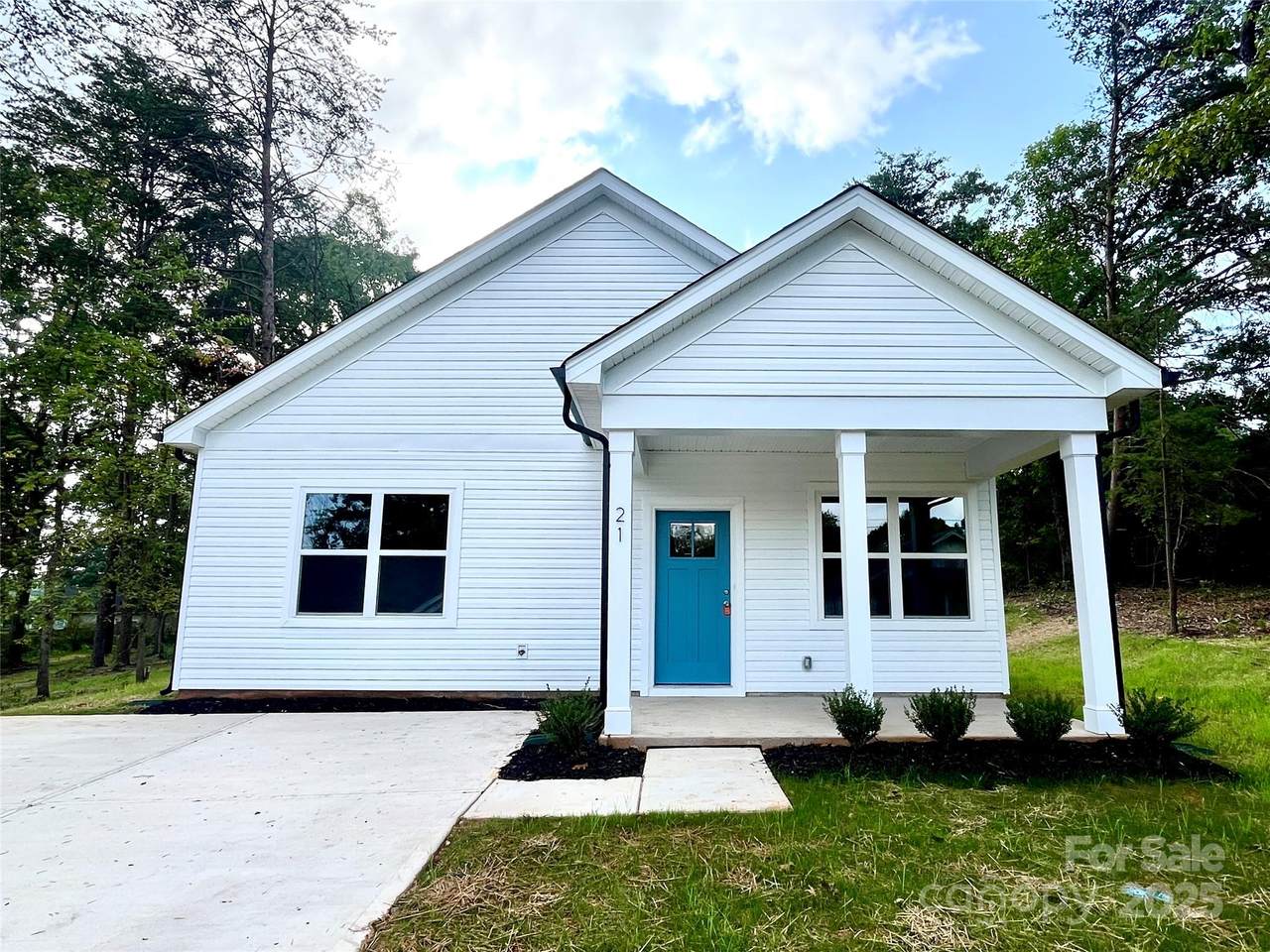 21 East Street - Photo 1