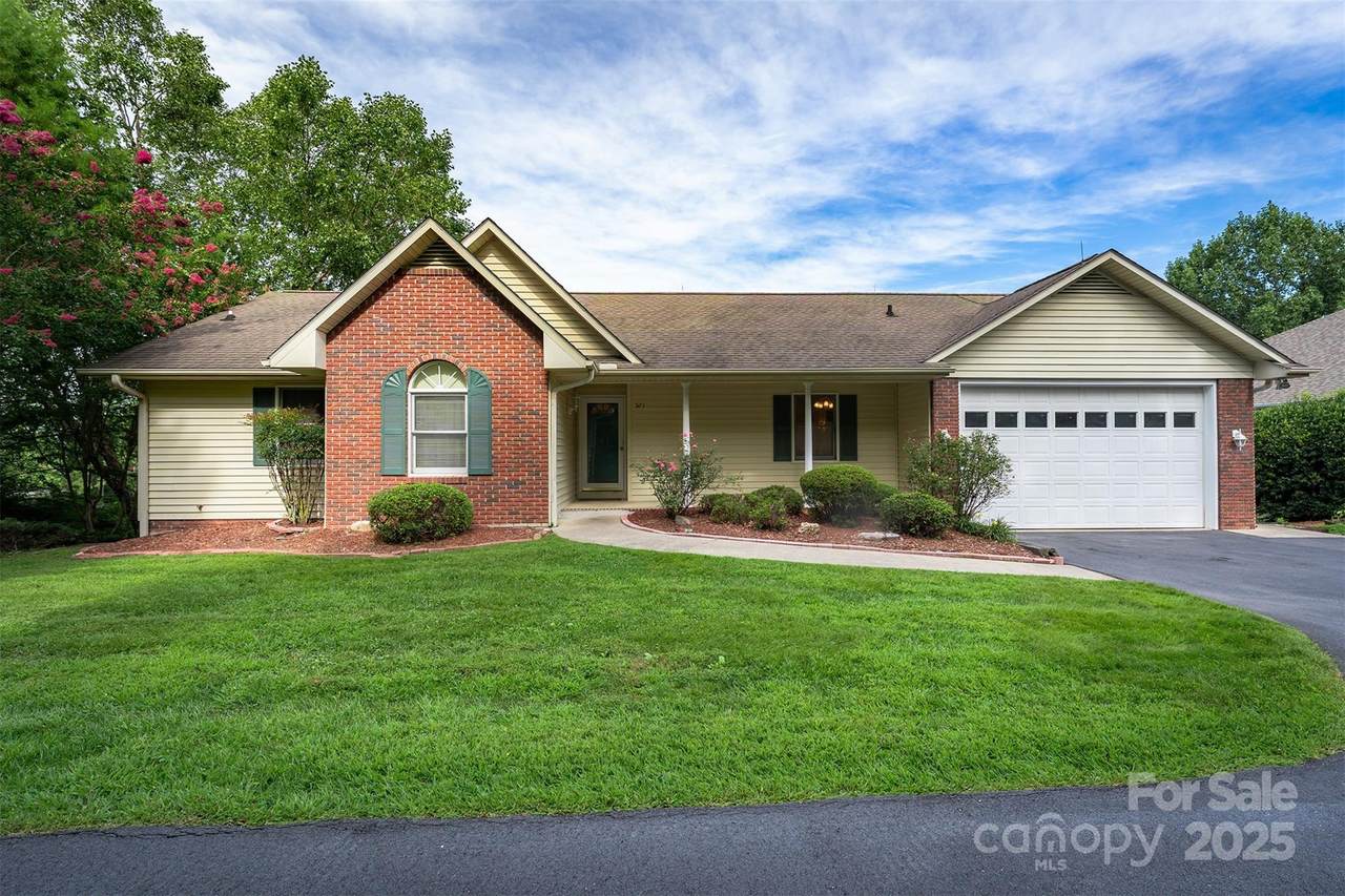 321 Mountain Valley Drive - Photo 1