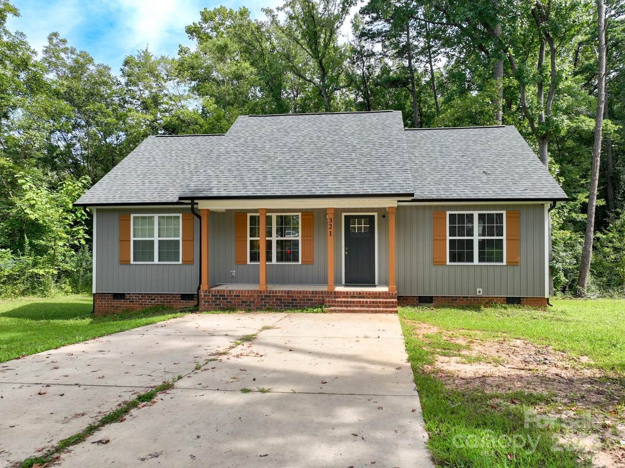 321 Torbush Drive - Photo 1