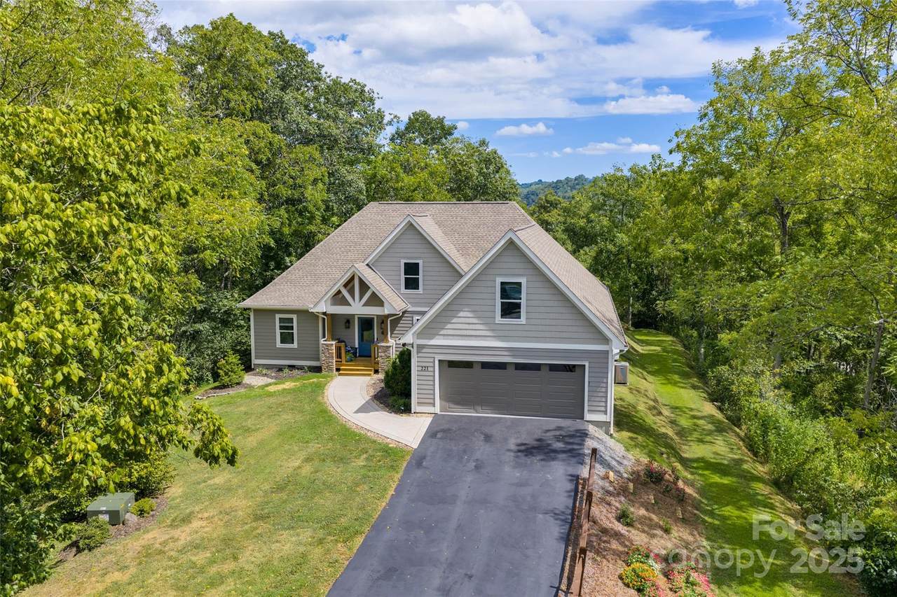 221 Starry Night Lane - Photo 1