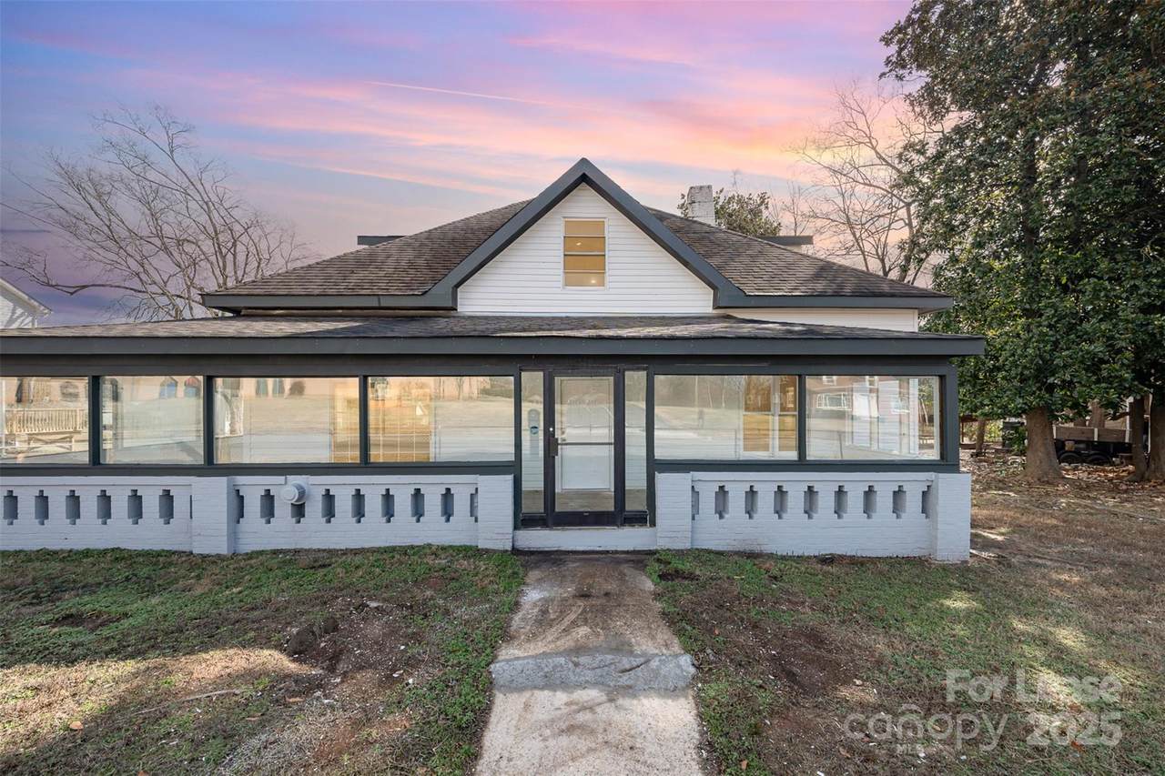 1201 Lafayette Street - Photo 1