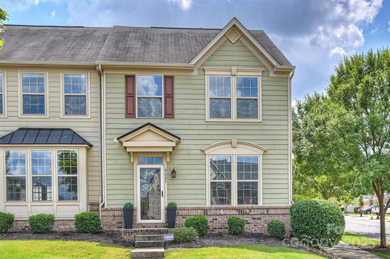 3327 Major Samuals Way - Photo 1