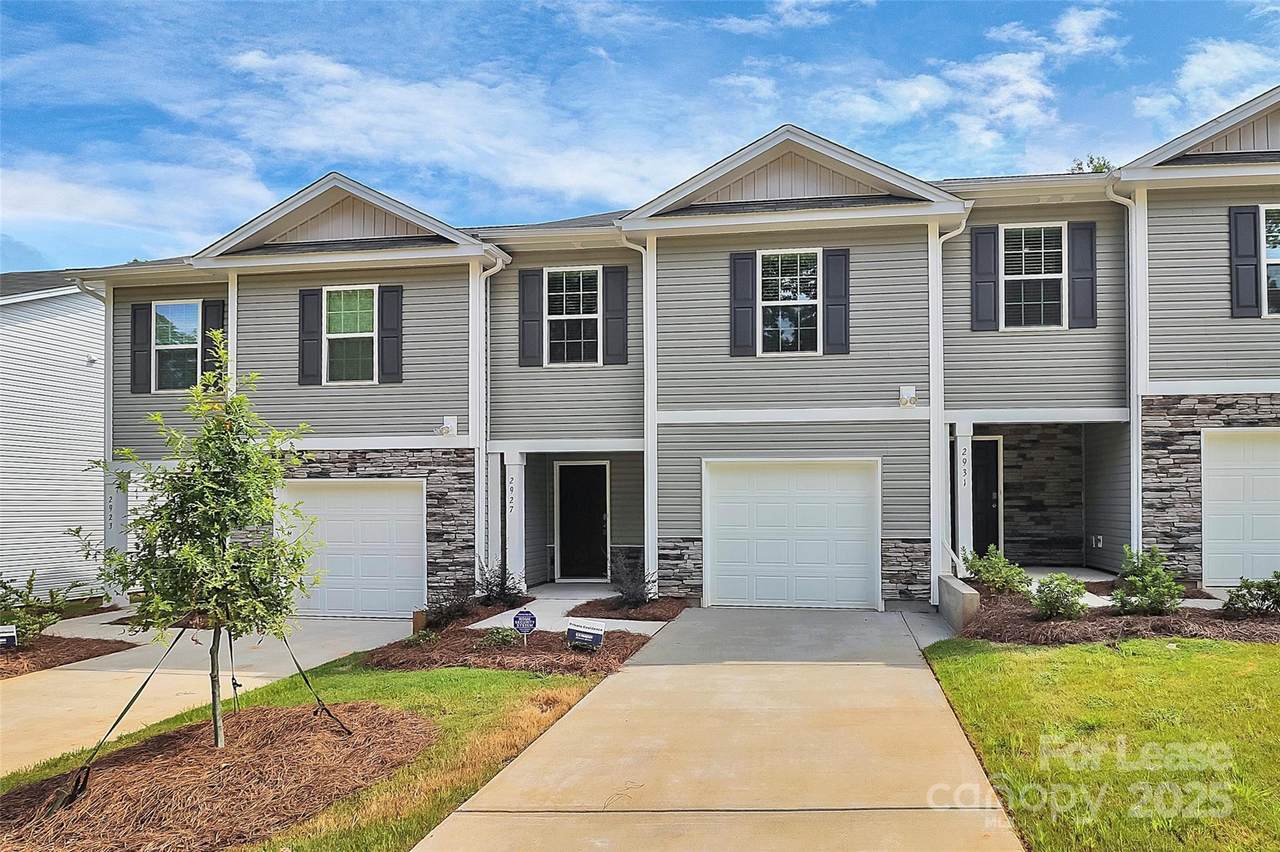 2927 Penninger Circle - Photo 1