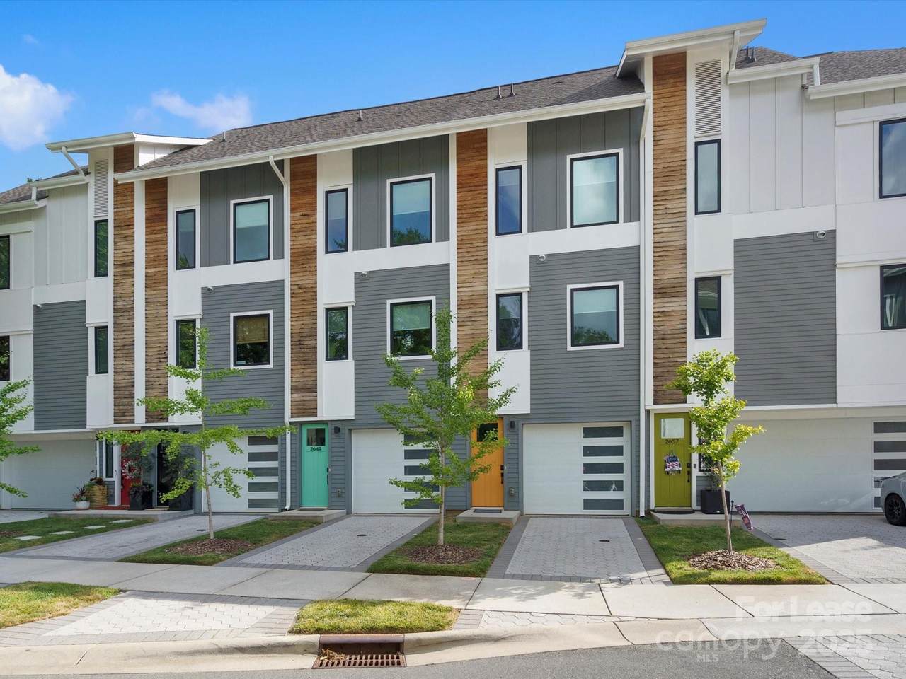 2653 Shenandoah Avenue - Photo 1