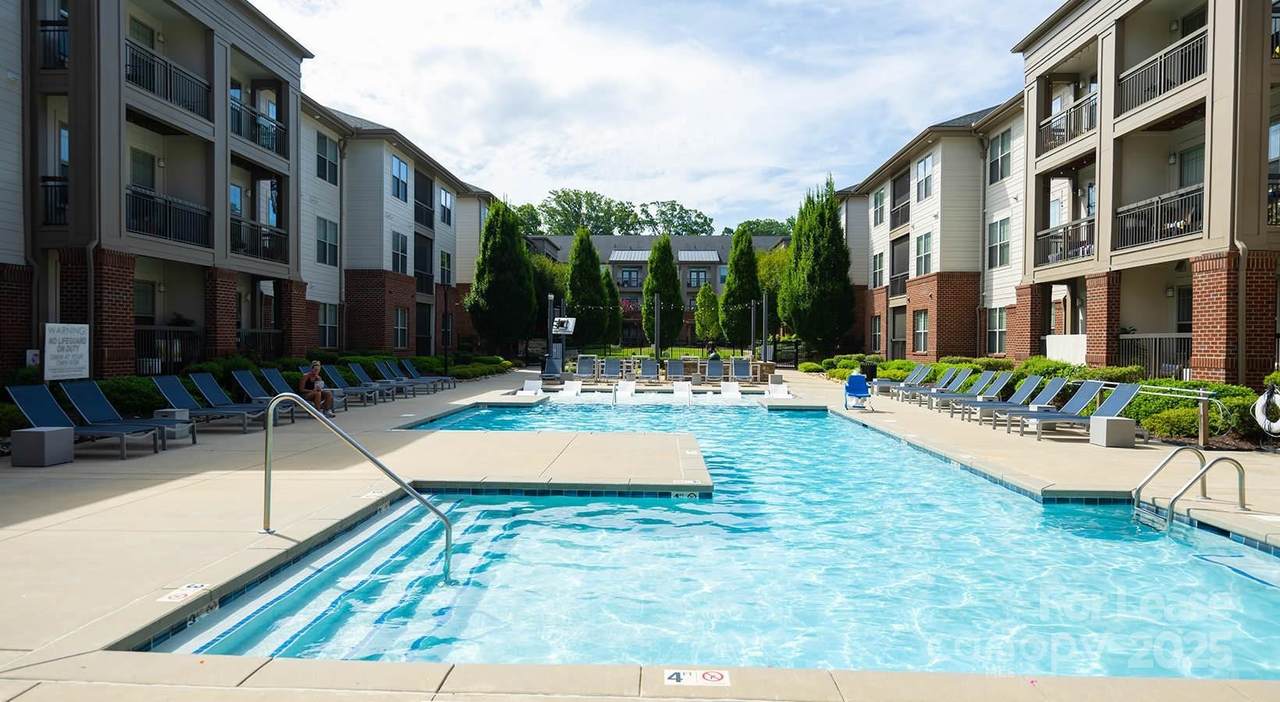 10624 Parrish Street - Photo 1