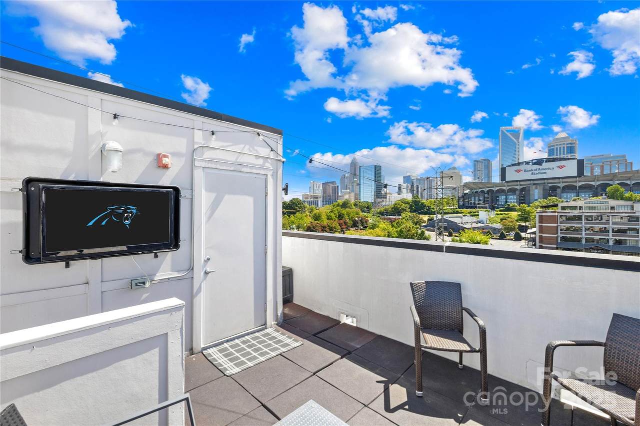 617 Mcninch Street - Photo 1