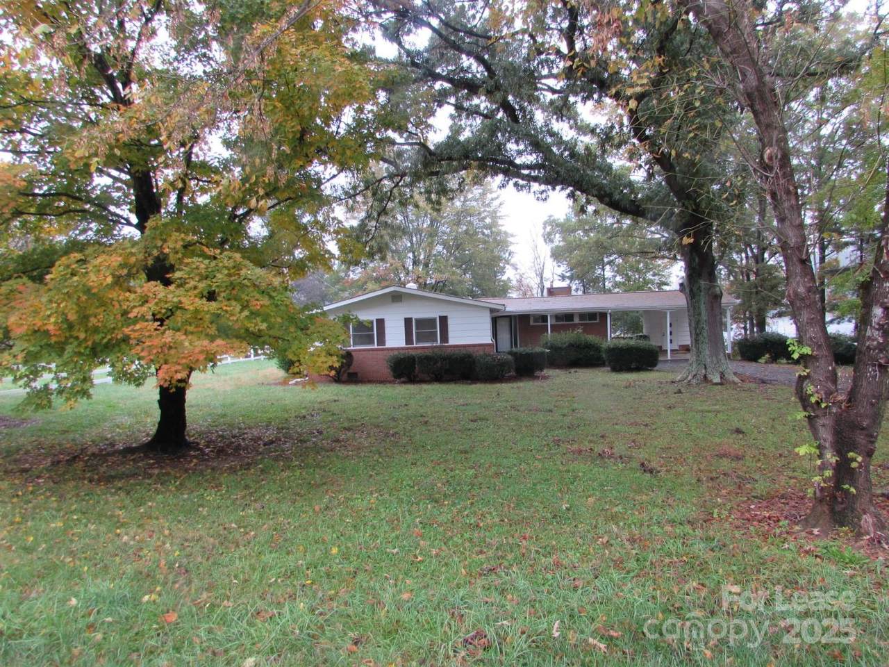 9517 Westmoreland Road - Photo 1