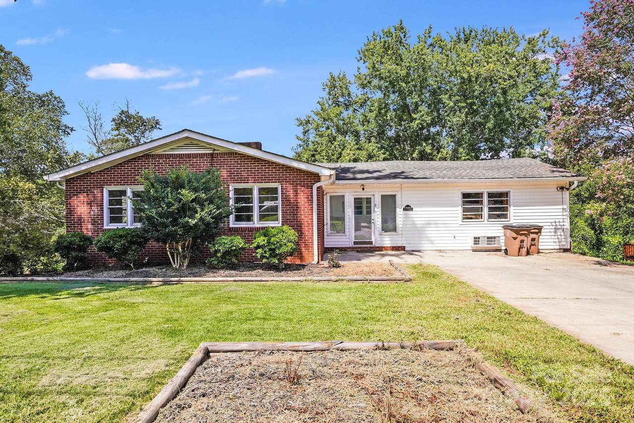 830 Cabaniss Drive - Photo 1