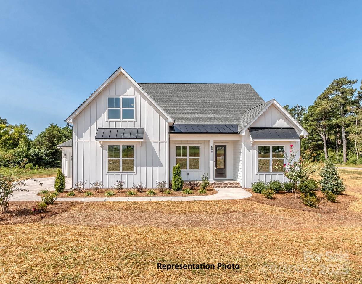 5042 Carolina North Drive - Photo 1